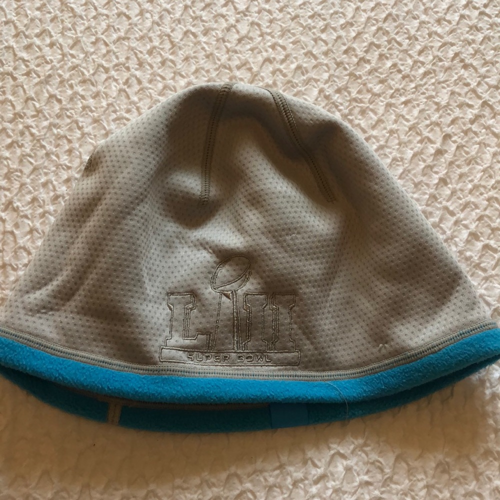 RARE NWOT Super Bowl 52 Beanie